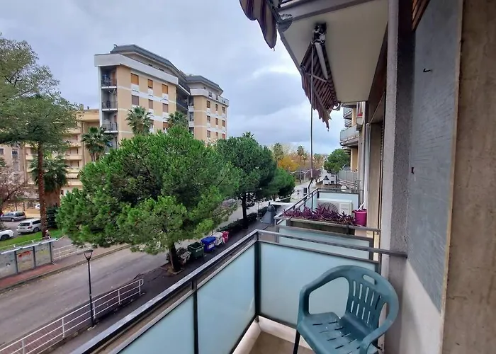 Lovely Central Apartment